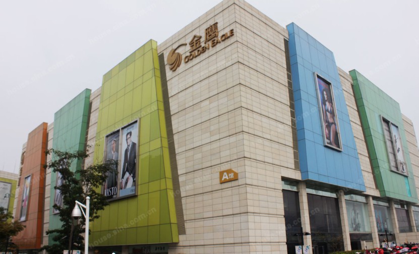 通道金鹰奥莱城